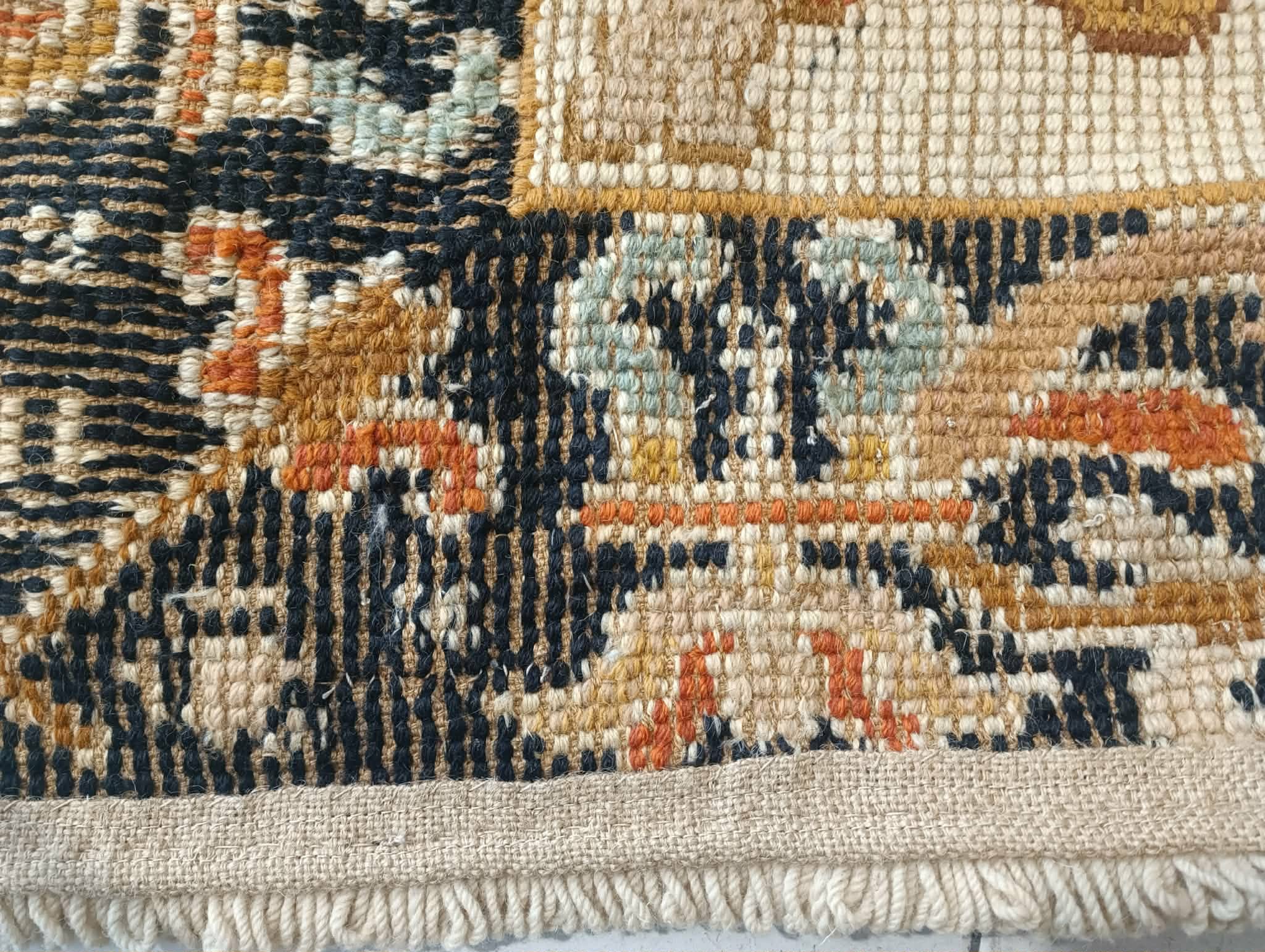 Restauro visto pela parte de trás já com franja  e precinta