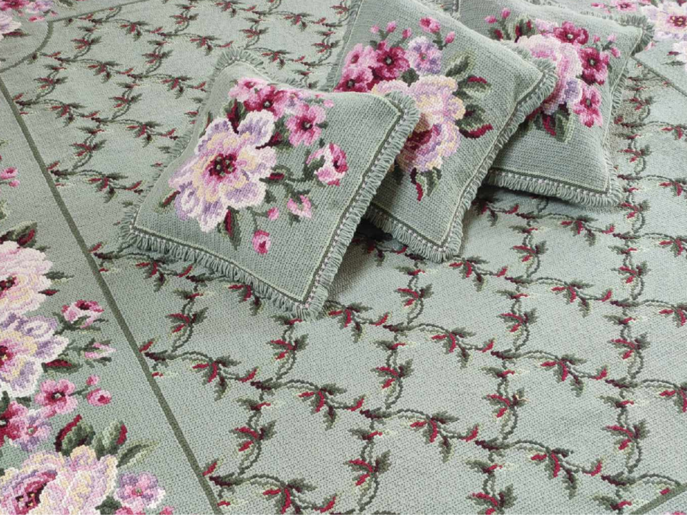 Tapete Arraiolos e almofadas Rosemary A21277